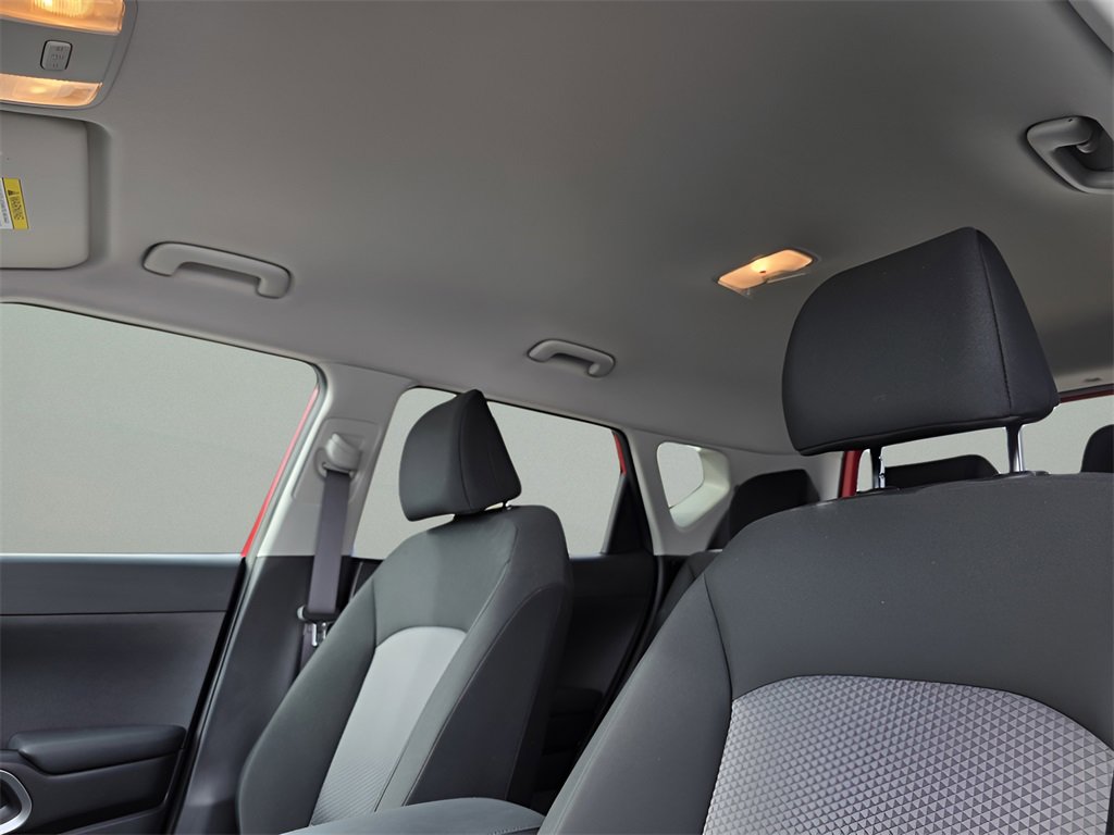 Used 2025 Kia Soul LX w/ LX Technology Package image 20