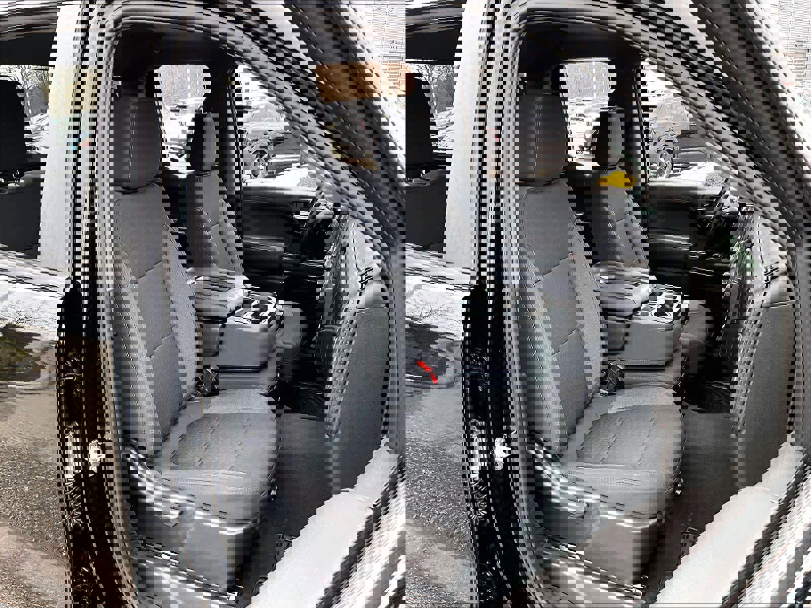 Used 2022 Chevrolet Silverado 1500 LT image 11