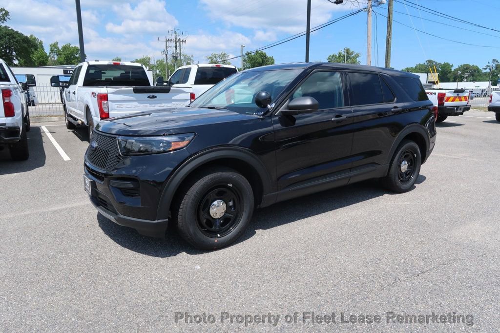Used 2025 Ford Explorer 4WD Police Interceptor image 48