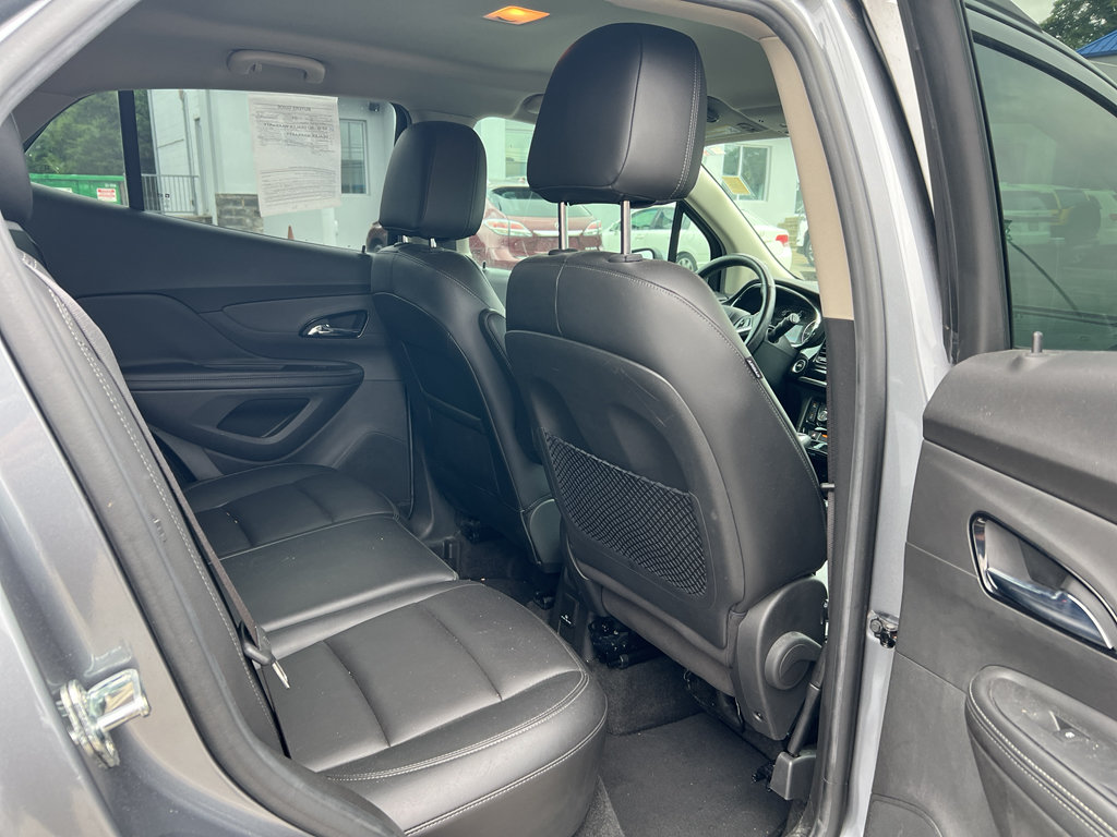 Used 2019 Buick Encore Essence w/ Safety Package II FWD image 11