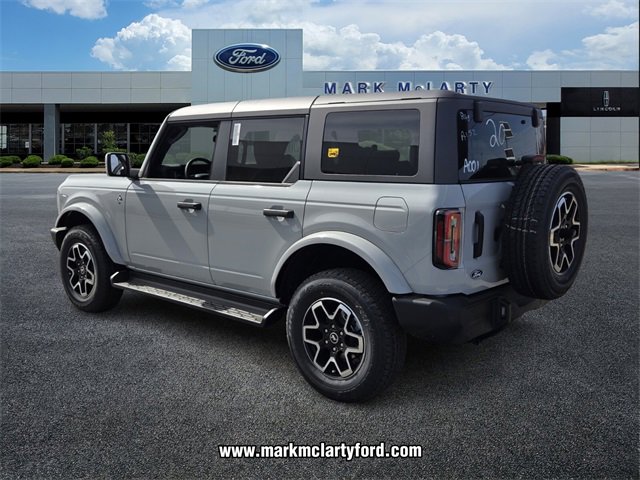 New 2026 Ford Bronco Outer Banks image 3