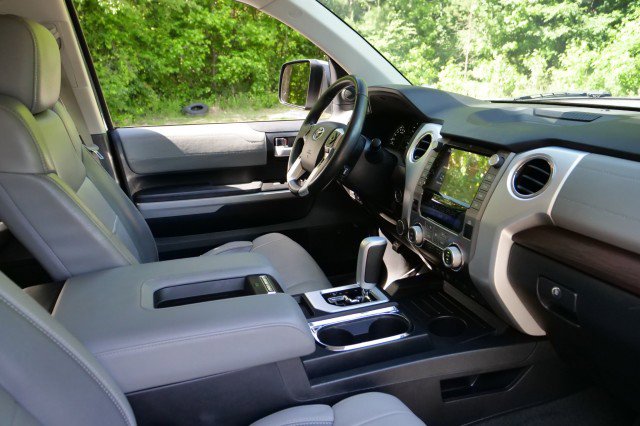 Used 2020 Toyota Tundra Limited w/ Limited Premium Package AWD/4WD image 41