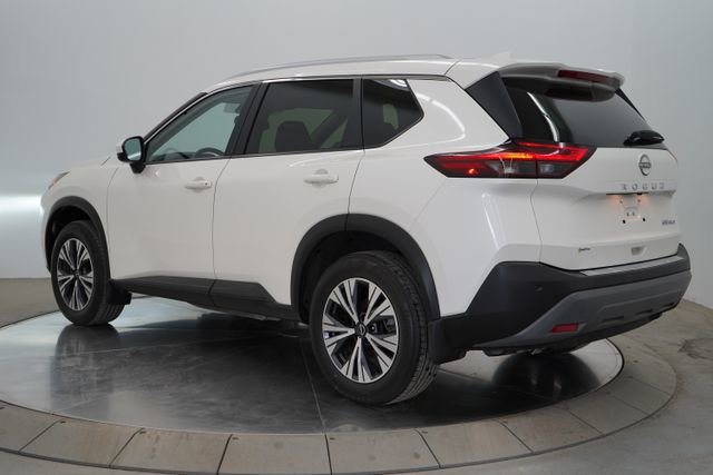 Used 2023 Nissan Rogue SV w/ SV Premium B Package image 5