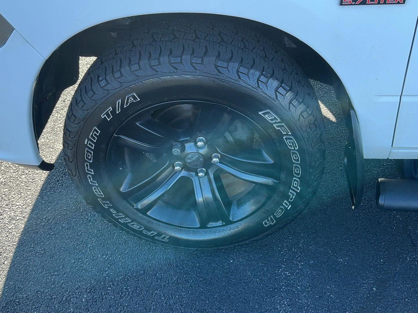 Used 2017 RAM 1500 Sport w/ Convenience Group image 12