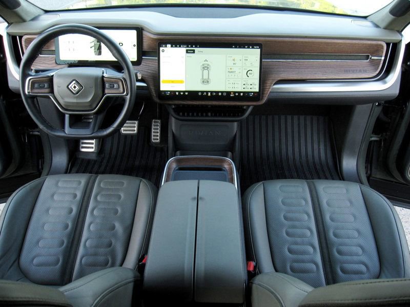 Used 2023 Rivian R1S Launch Edition AWD/4WD image 20