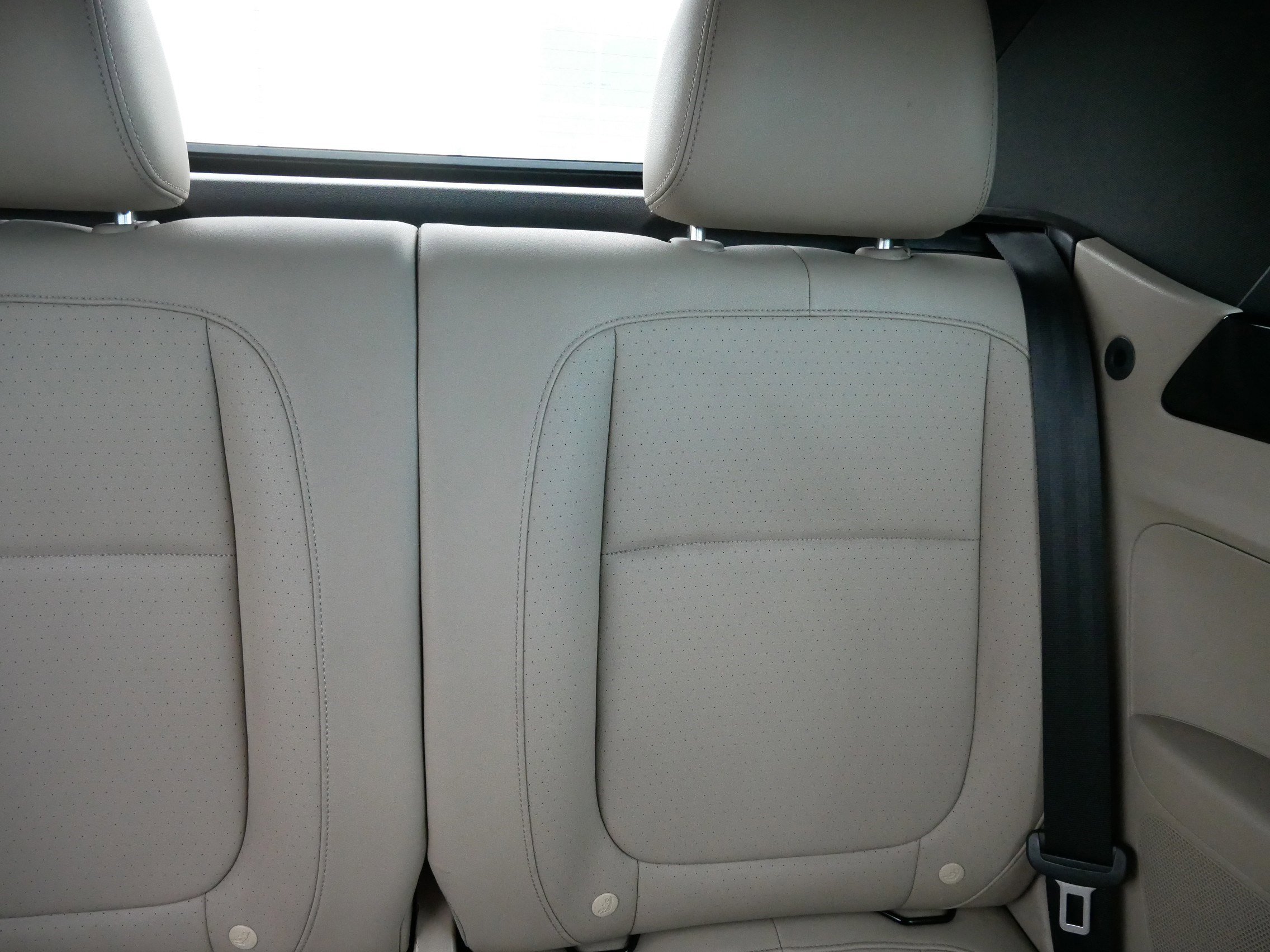 Used 2015 Volkswagen Beetle R-Line image 14