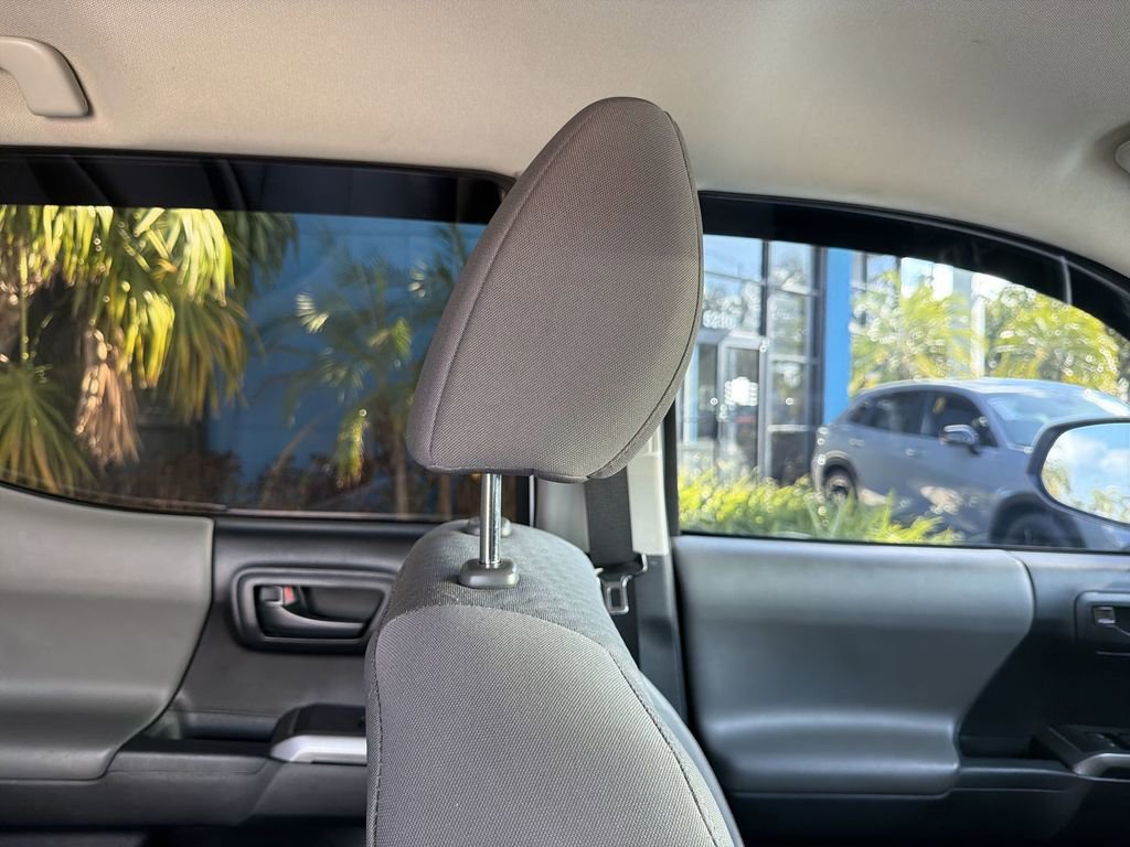 Used 2020 Toyota Tacoma SR5 image 13
