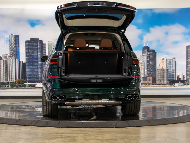 New 2026 BMW ALPINA XB7 AWD/4WD image 12