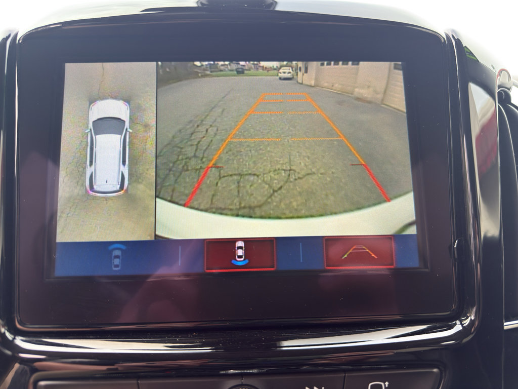 Used 2019 Chevrolet Traverse RS w/ LPO, Floor Liner Package AWD/4WD image 23
