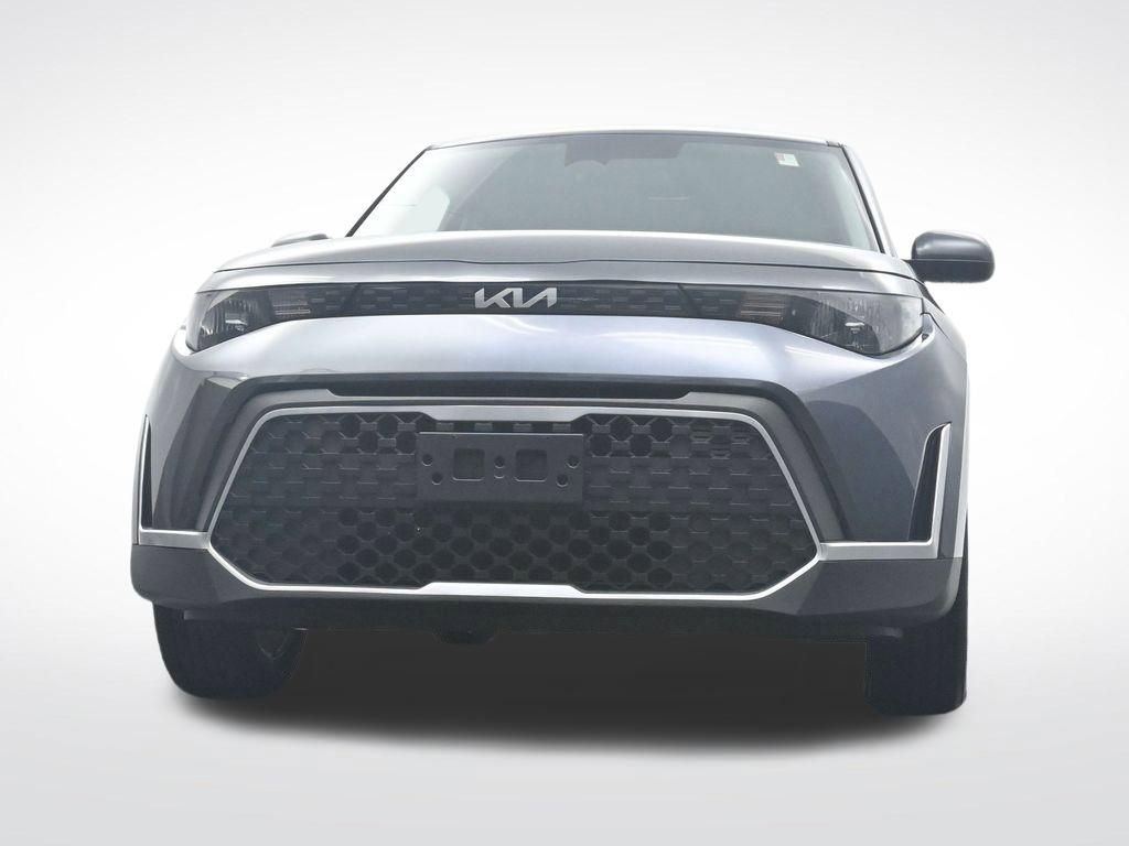 Used 2024 Kia Soul LX w/ Option Group 015 FWD image 31