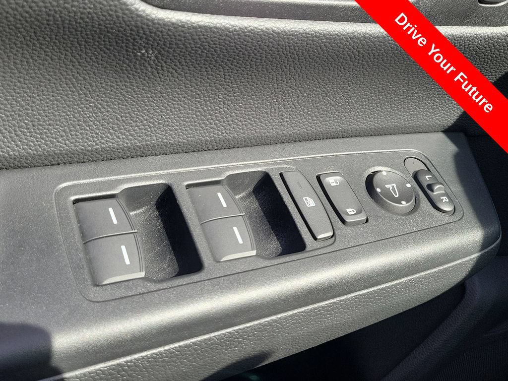Used 2025 Honda CR-V Sport-L image 17