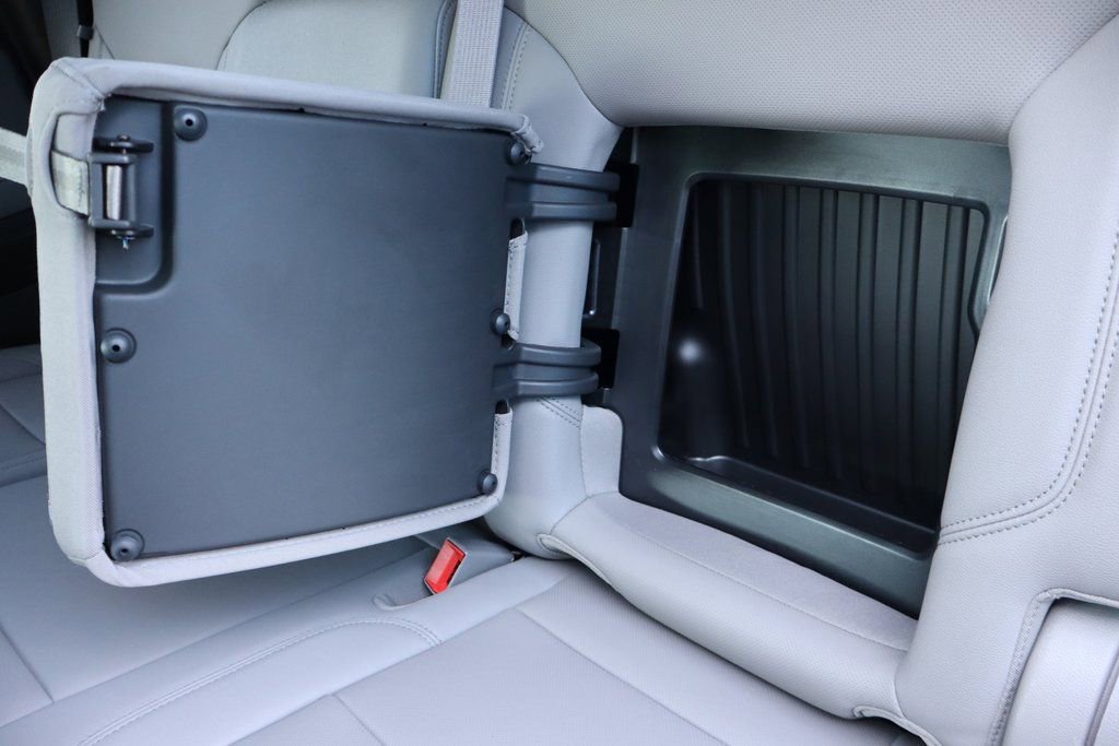 Used 2024 Chevrolet Silverado 2500 LTZ w/ LTZ Premium Package image 23