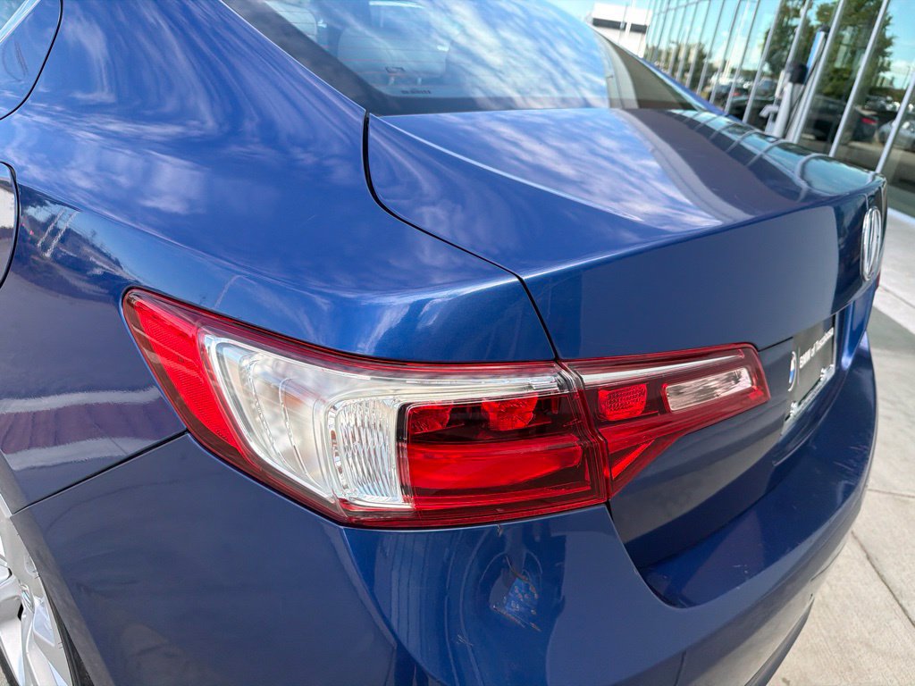 Used 2017 Acura ILX FWD image 14