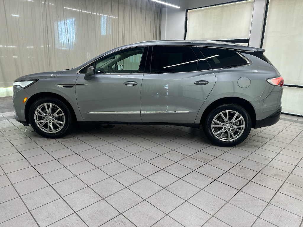 Certified 2024 Buick Enclave Essence w/ Experience Buick Package AWD/4WD image 11