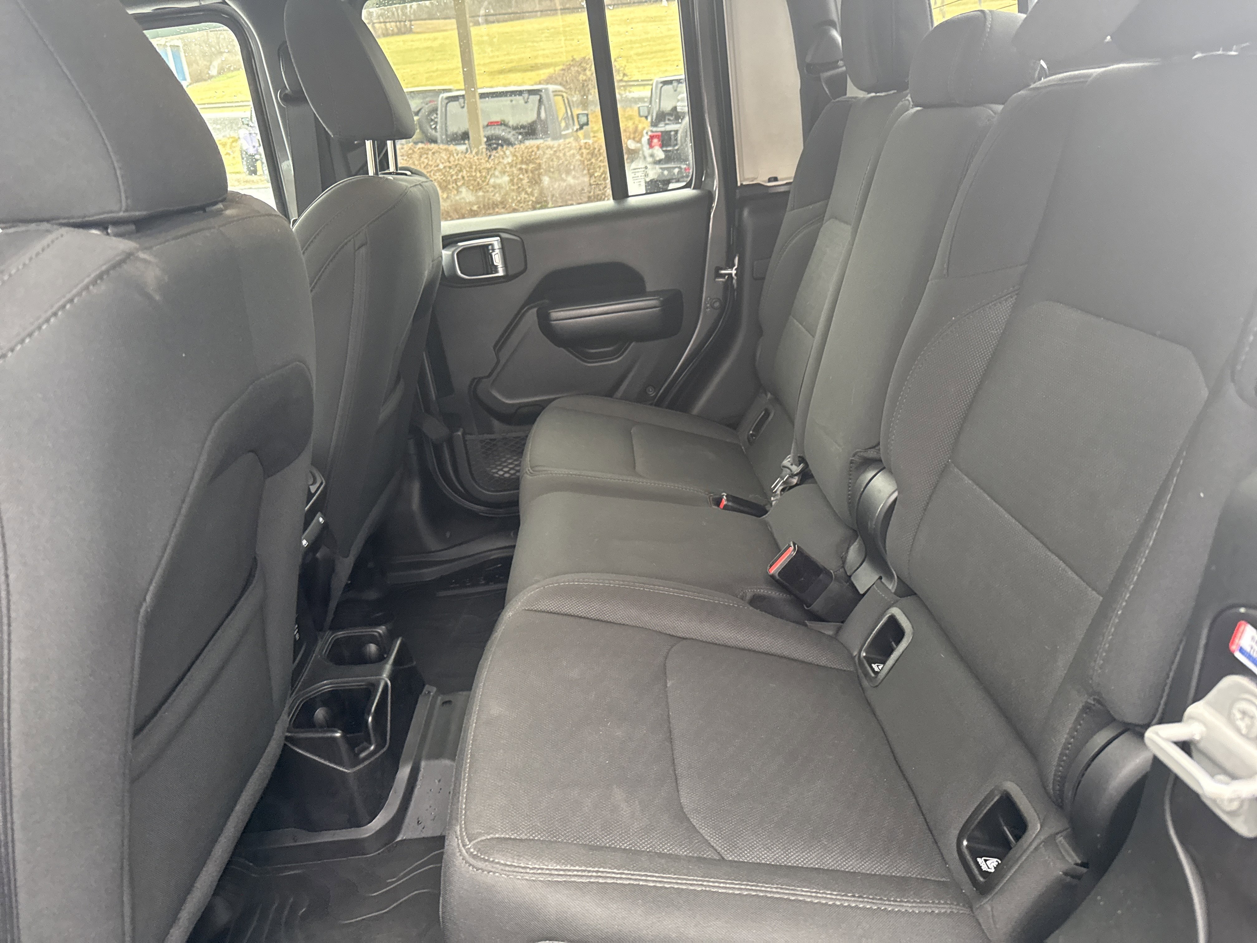 Used 2021 Jeep Gladiator Willys image 13