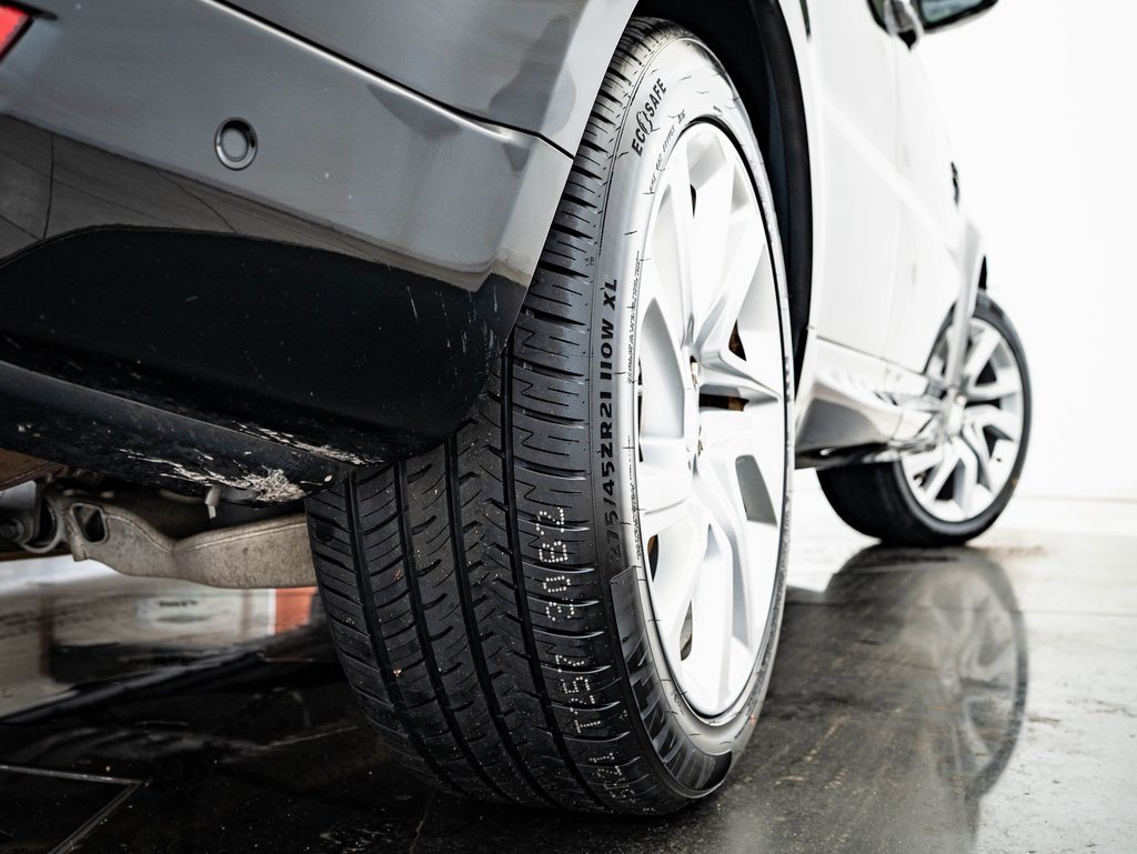 Used 2020 Land Rover Range Rover Sport HSE image 45