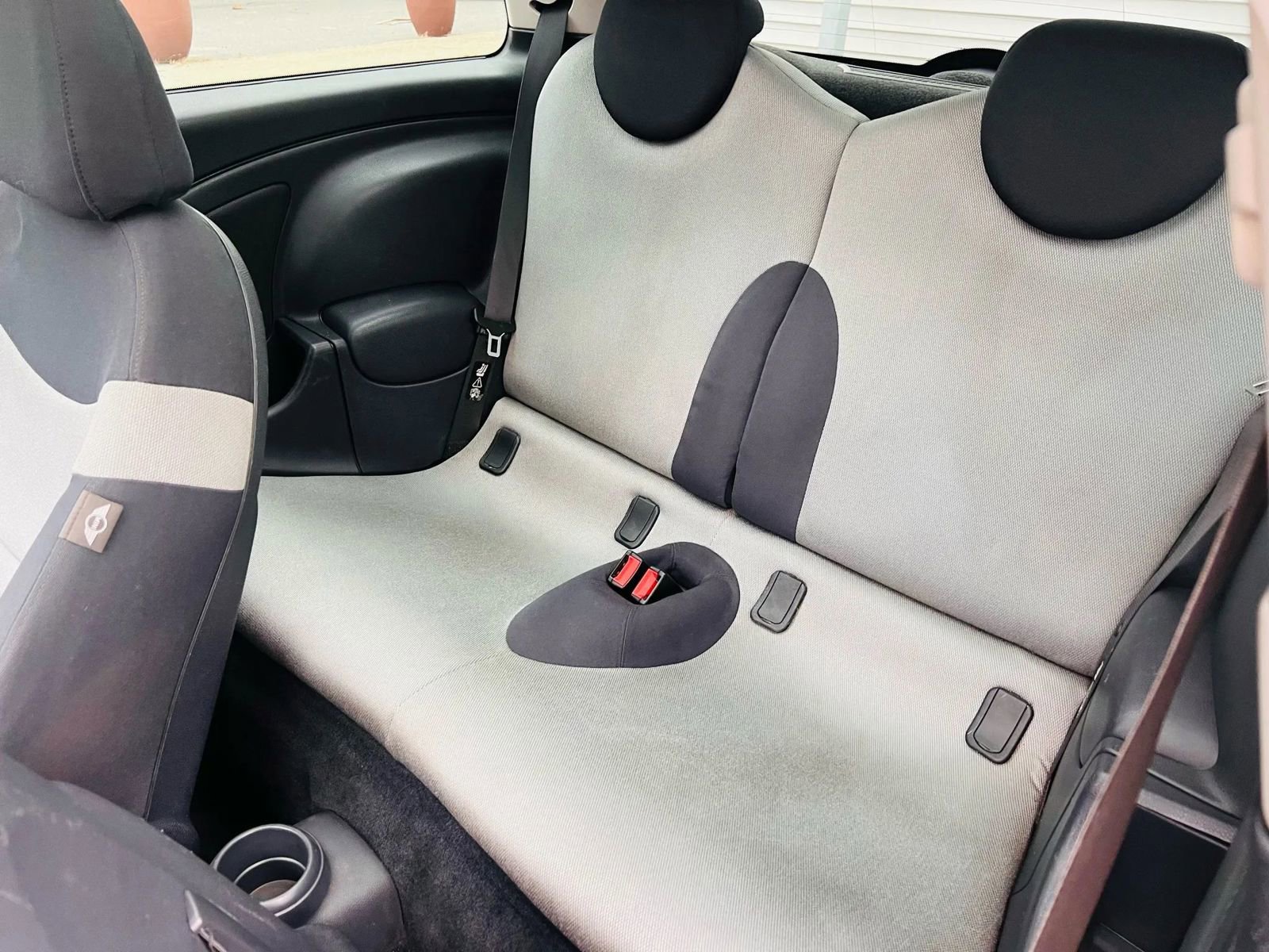 Used 2004 MINI Cooper S image 27