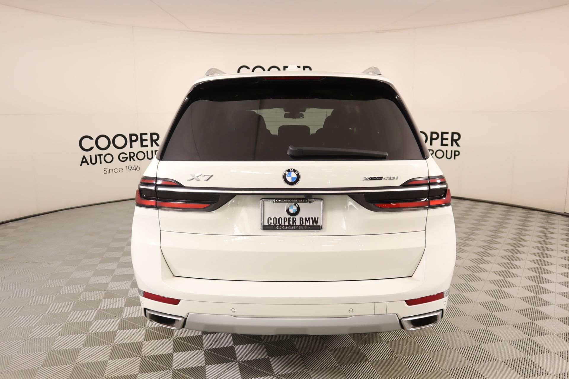 Used 2024 BMW X7 xDrive40i image 24