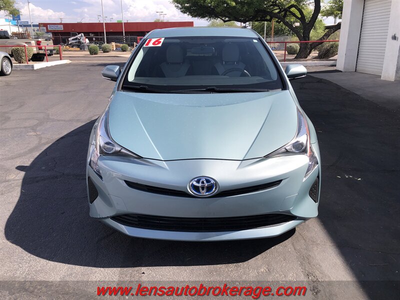 Used 2016 Toyota Prius Two FWD image 3