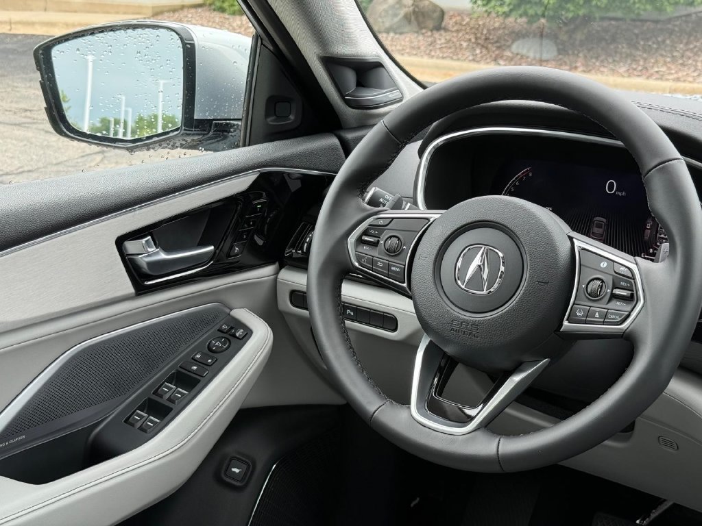 New 2026 Acura MDX w/ Technology Package AWD/4WD image 8