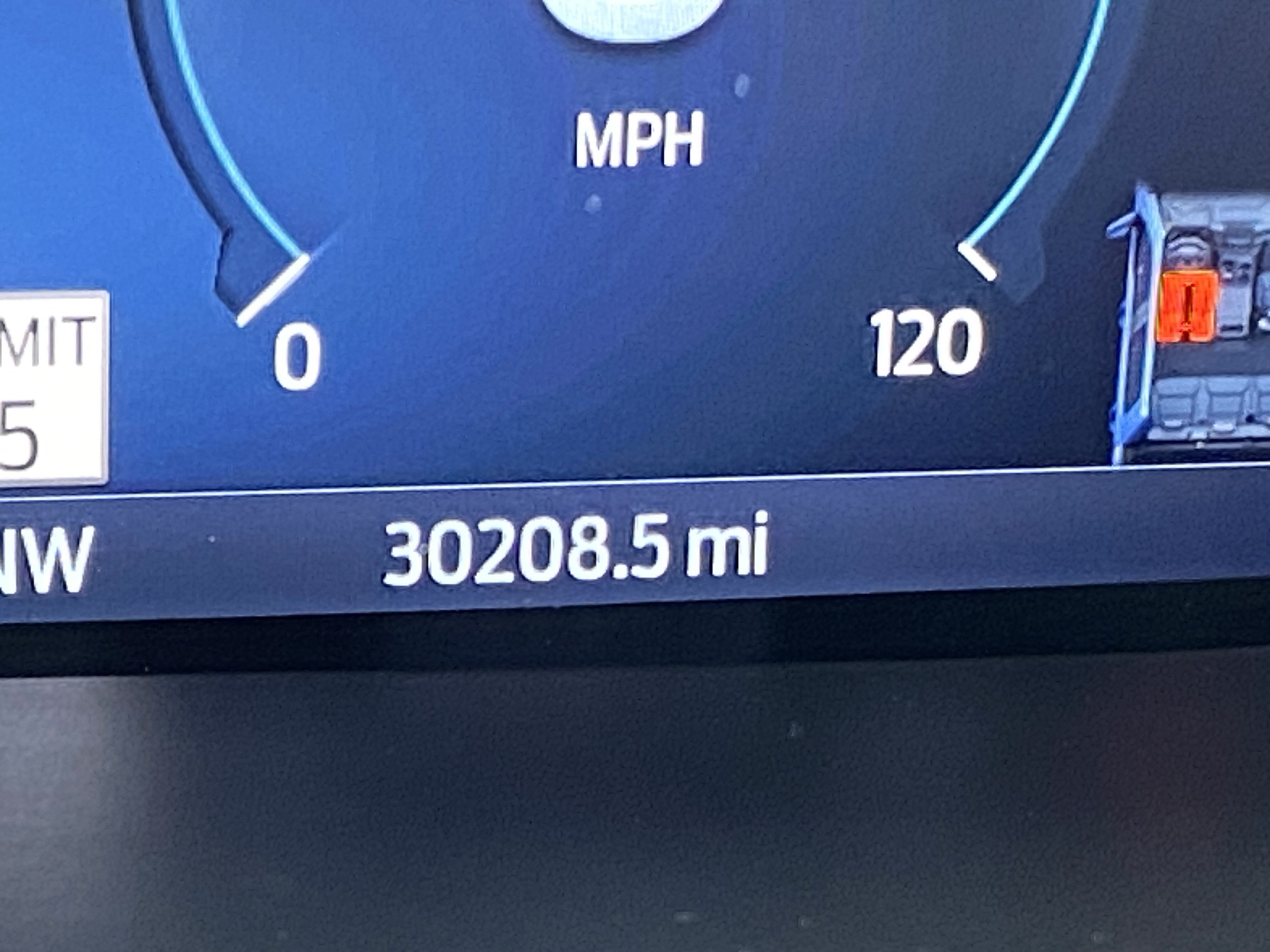 Used 2025 Ford F150 Lightning Flash AWD/4WD image 22