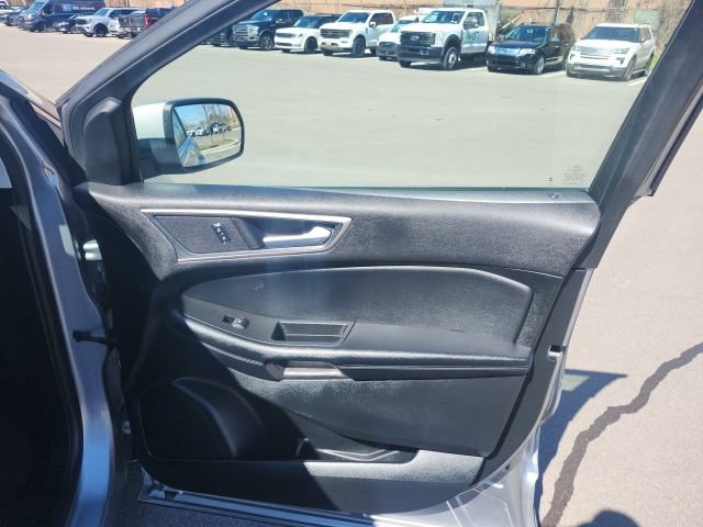 Used 2023 Ford Edge SEL w/ Convenience Package image 10