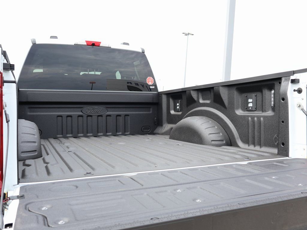 New 2026 Ford F250 XLT w/ XLT Premium Package image 15