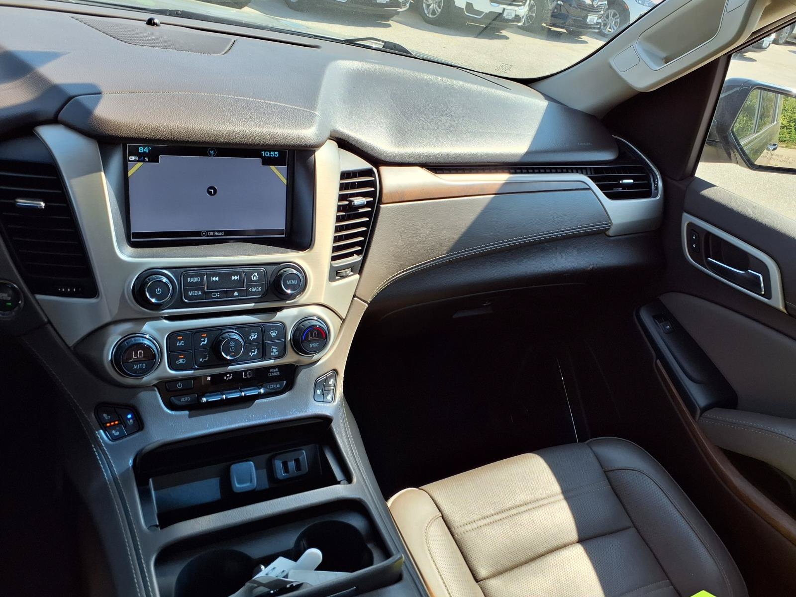 Used 2019 GMC Yukon XL Denali AWD/4WD image 4