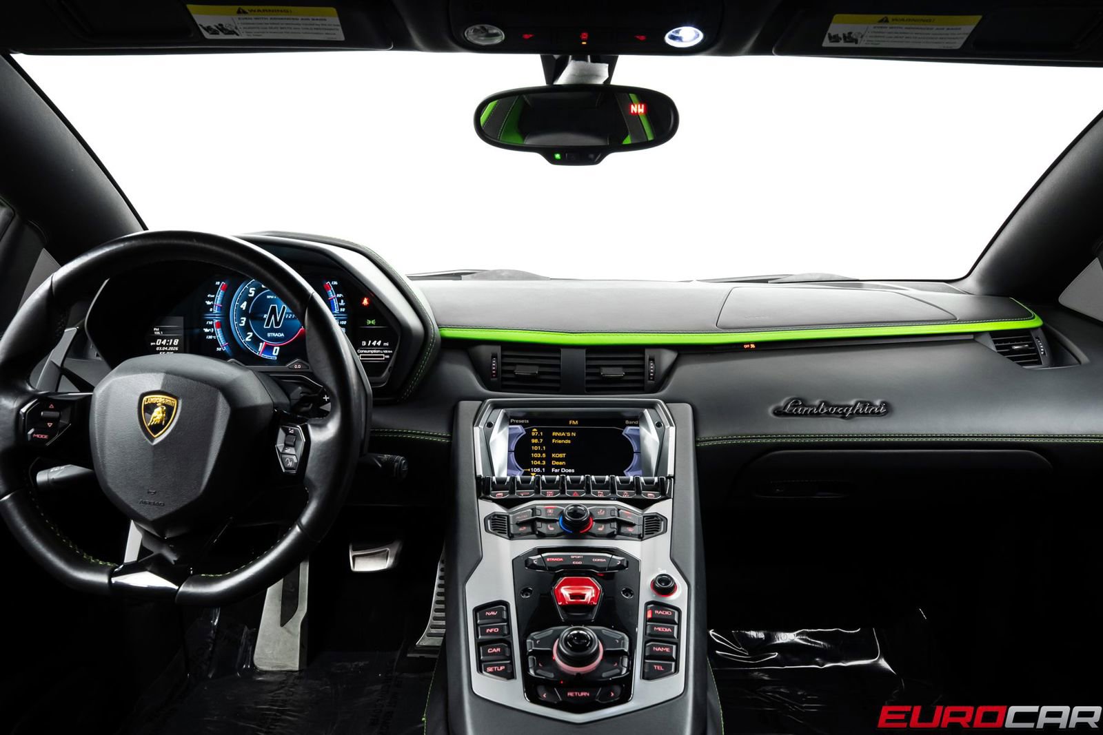 Used 2018 Lamborghini Aventador S image 30