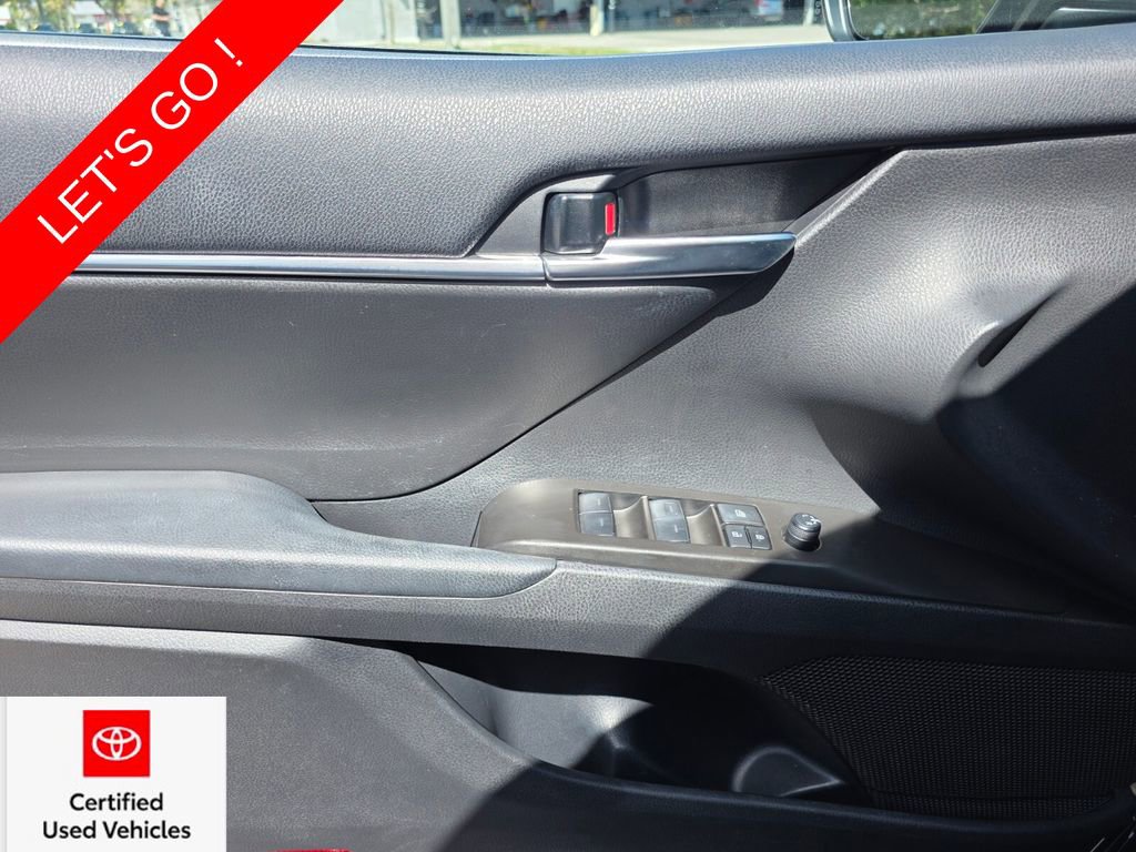 Used 2024 Toyota Camry SE FWD image 26