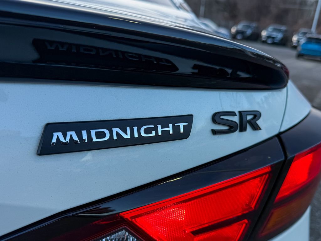 Certified 2022 Nissan Altima 2.5 SR w/ Midnight Edition Package image 9