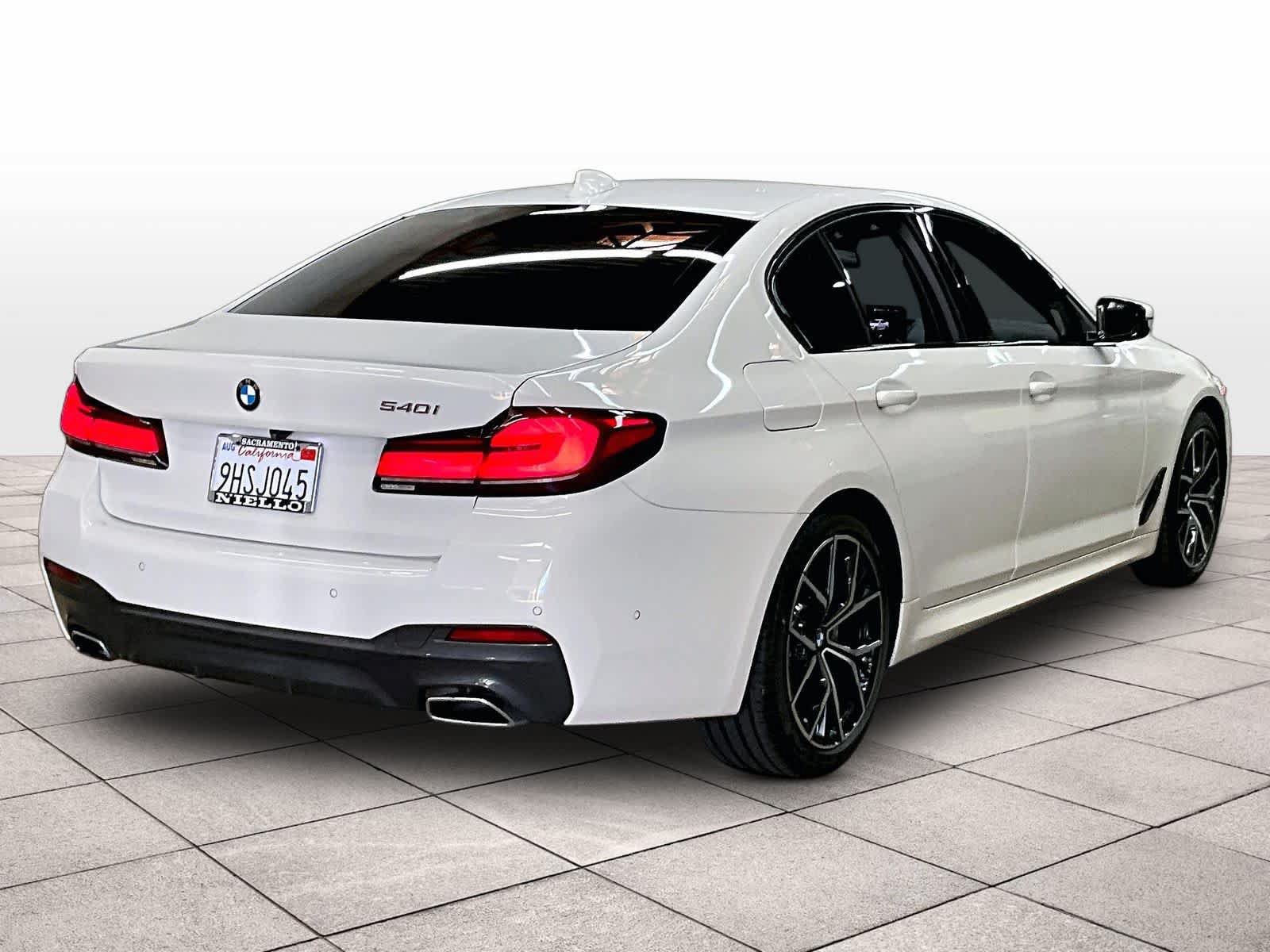 Used 2023 BMW 540i w/ Executive Package RWD image 16