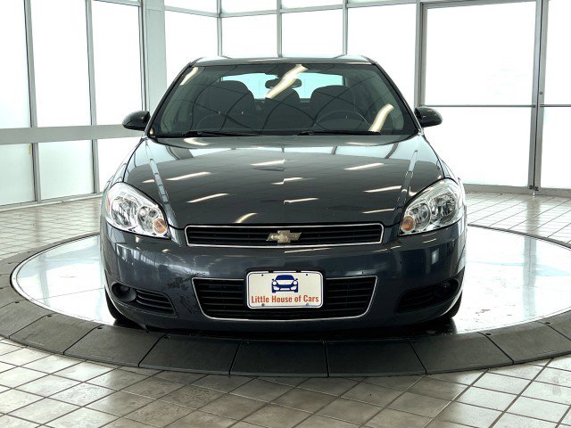 Used 2011 Chevrolet Impala LT image 2