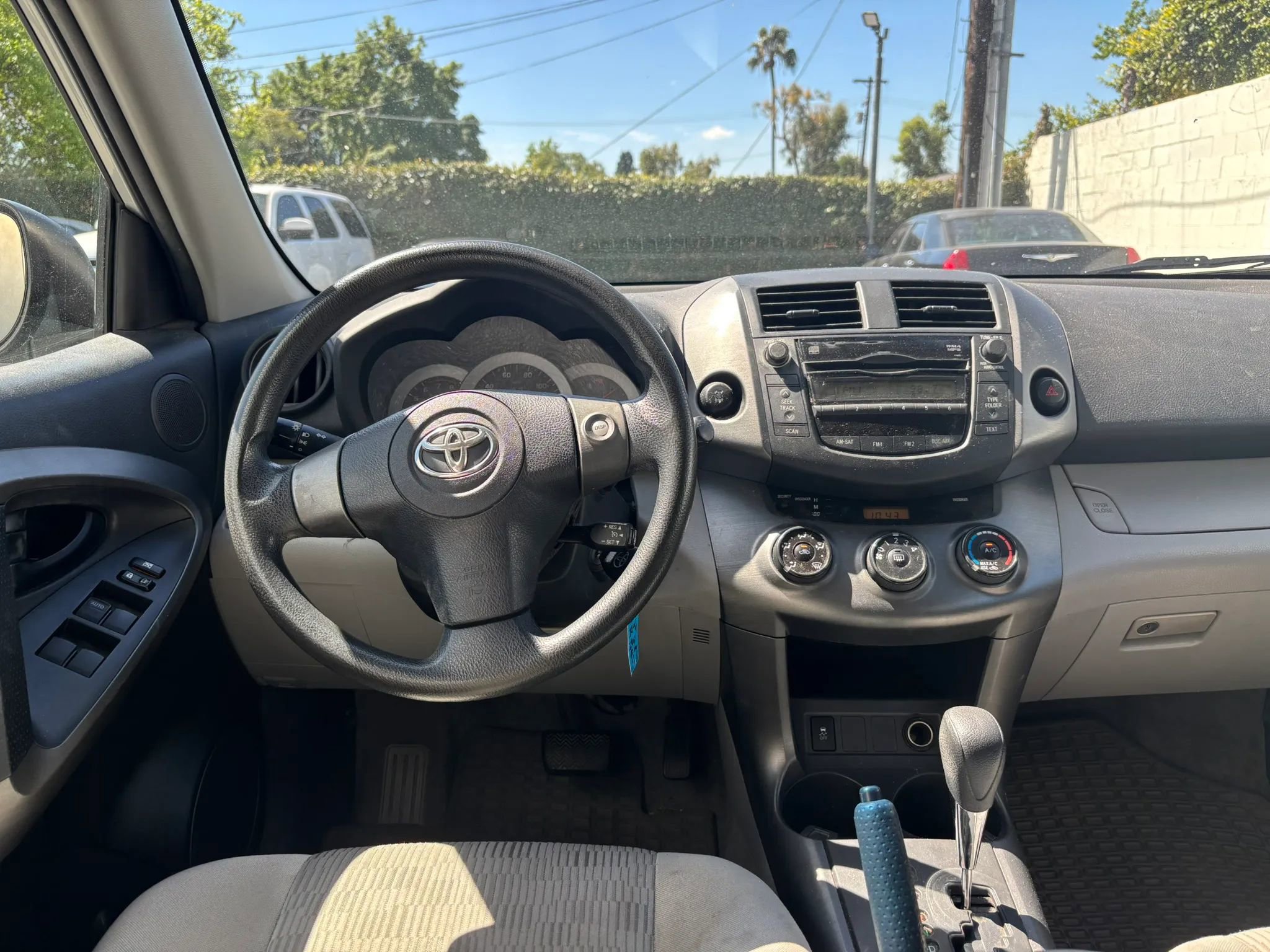 Used 2011 Toyota RAV4 4WD w/ Base L4 Extra Value Pkg image 34