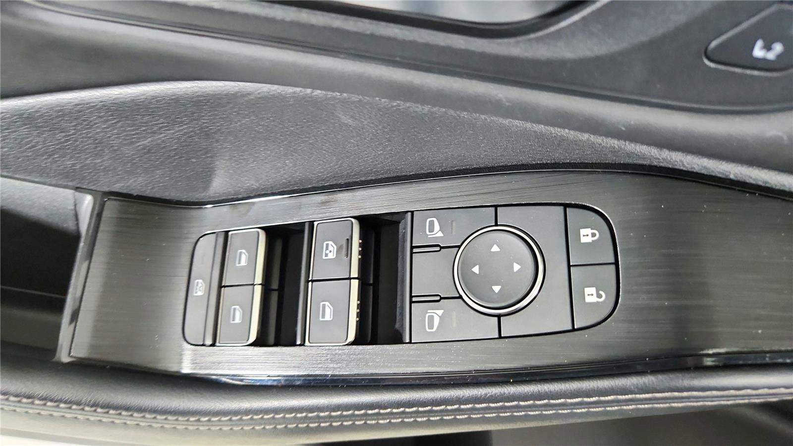 Used 2023 Nissan Rogue SL w/ SL Premium Package AWD/4WD image 10