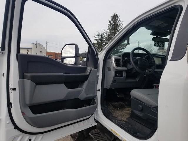 New 2026 Ford F550 XL DUMP TRUCK image 15
