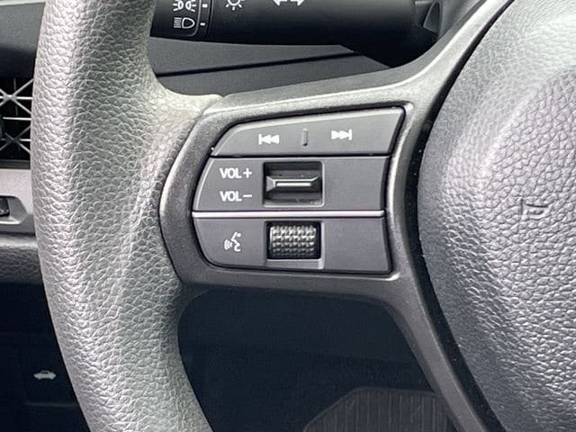 Certified 2025 Honda Accord SE image 12