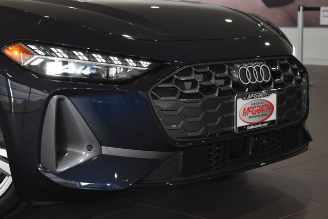 Used 2025 Audi A5 2.0T Premium Plus w/ Premium Plus AWD/4WD image 2