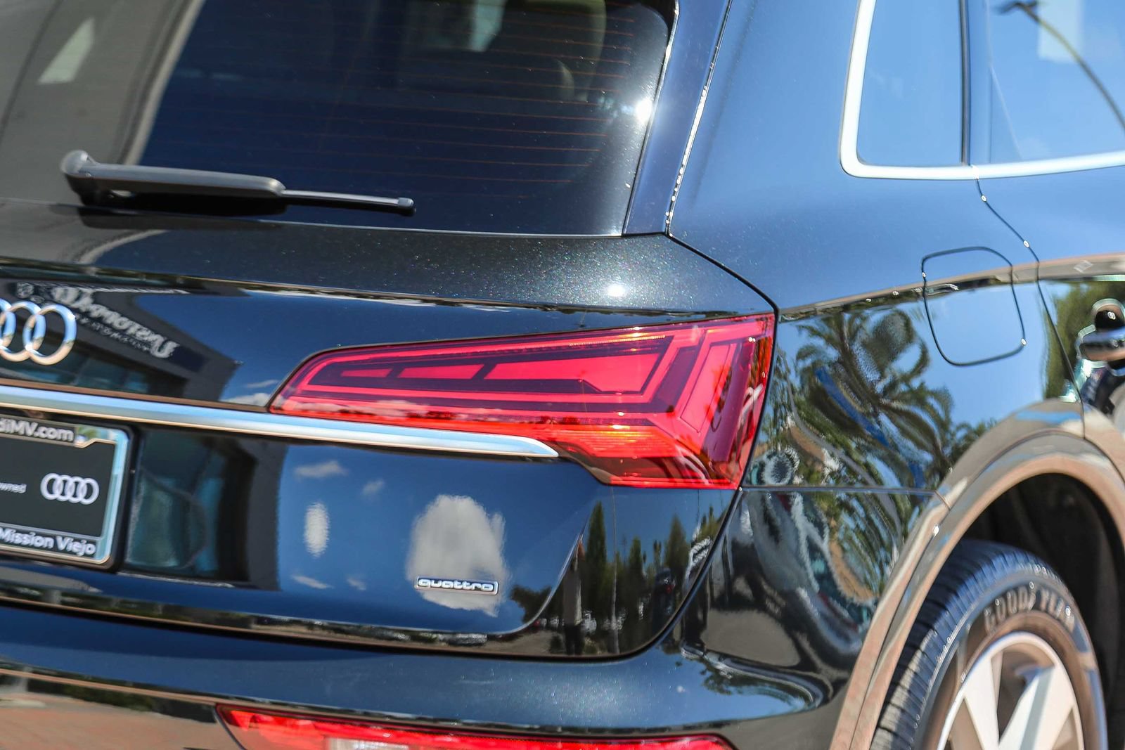 Certified 2023 Audi Q5 Premium w/ Convenience Package AWD/4WD image 9