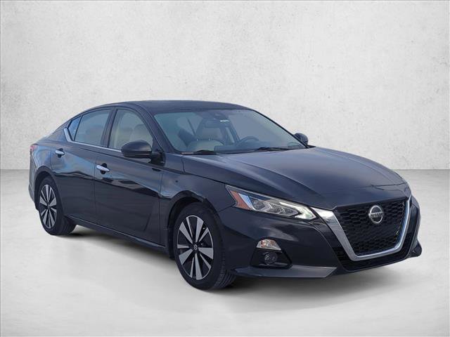 Used 2019 Nissan Altima 2.5 SV image 3