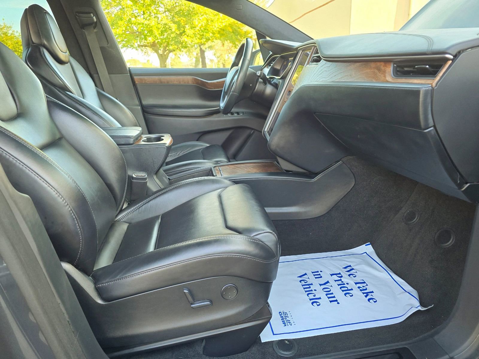 Used 2019 Tesla Model X Long Range AWD/4WD image 23