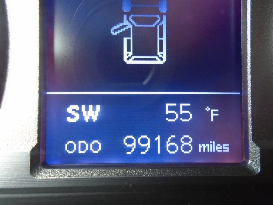 Used 2018 Toyota 4Runner SR5 image 9