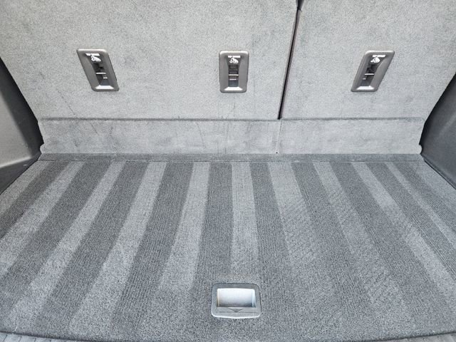 Used 2025 Chevrolet Traverse High Country FWD image 36