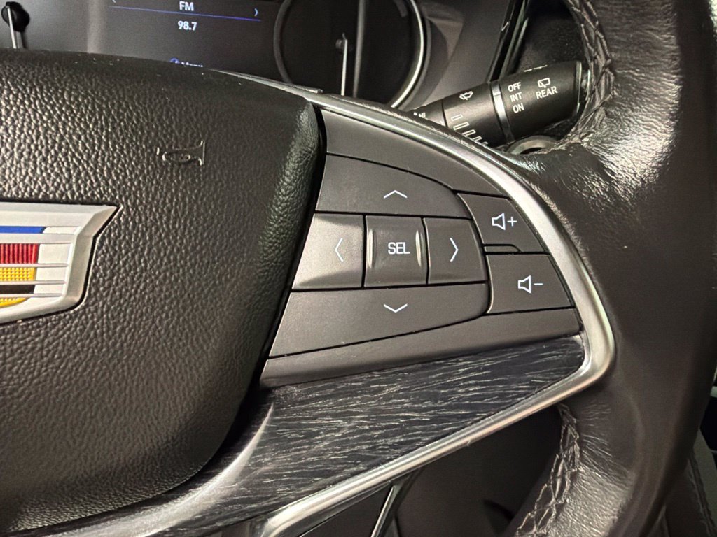 Used 2023 Cadillac XT5 Premium Luxury AWD/4WD image 17