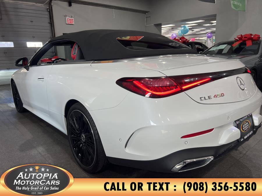 Used 2024 Mercedes-Benz CLE 450 4MATIC Cabriolet image 40