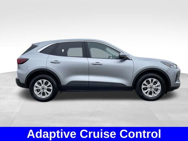 Used 2023 Ford Escape Active w/ Tech Pack #2 AWD/4WD image 6