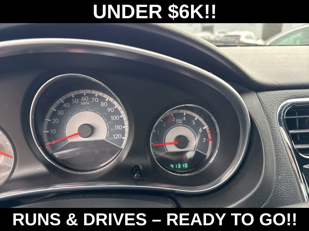 Used 2012 Chrysler 200 Touring w/ Cold Weather Group image 5