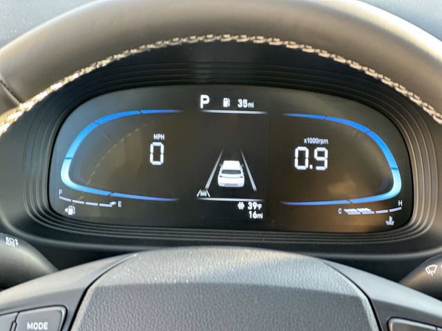 New 2025 Hyundai Venue SEL FWD image 12