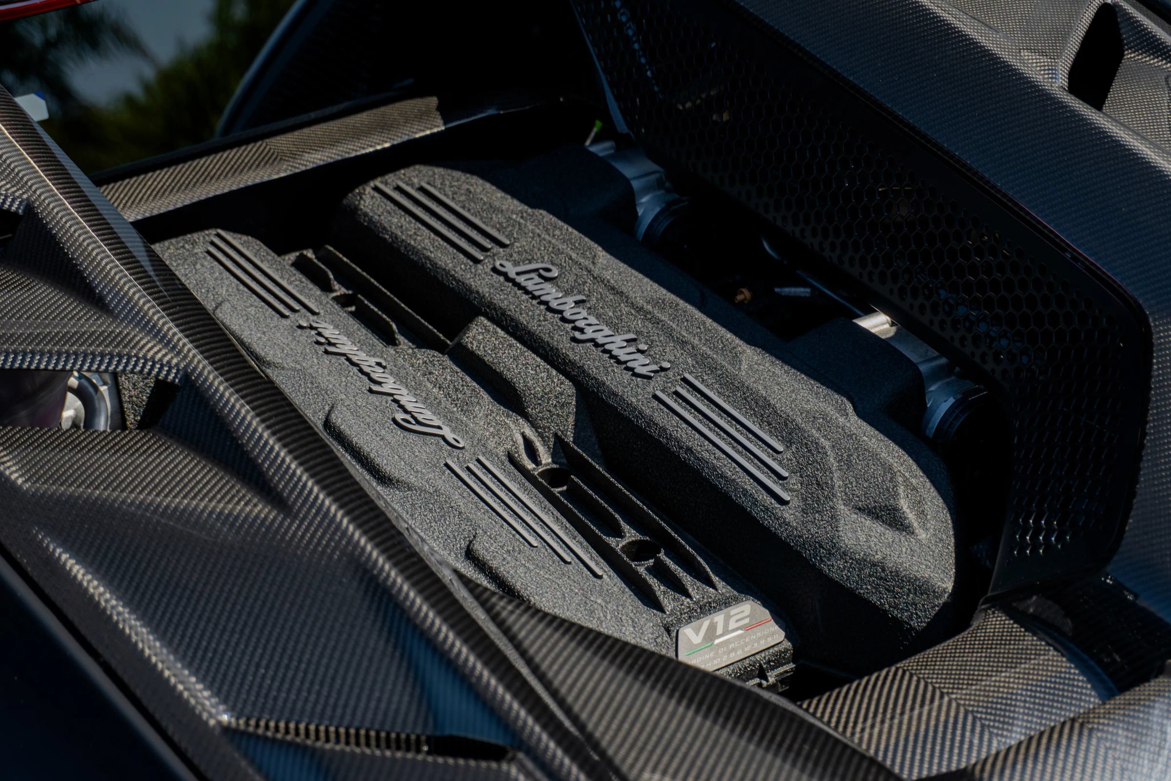 Used 2025 Lamborghini Revuelto AWD/4WD image 52