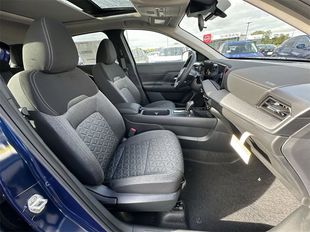 New 2026 Nissan Kicks SV w/ SV Premium Package image 24